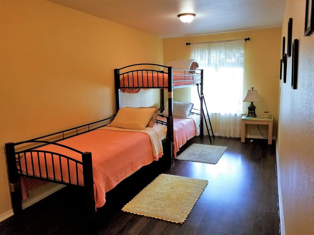 Charming Downstairs Unit Apartment Oakhurst Exterior photo